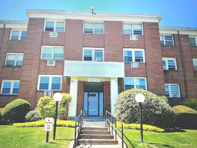 1730 State St Apt 412, Hamden, CT 06517 - photo 1