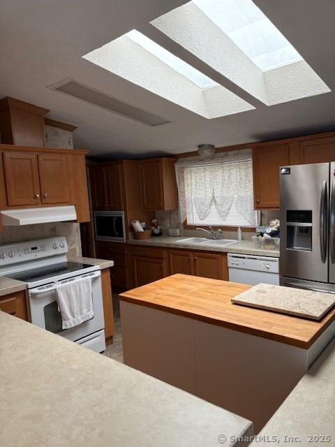 204 G St, Groton, CT 06340 - photo 12