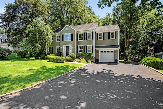 347 W Ave, Darien, CT 06820 - photo 2