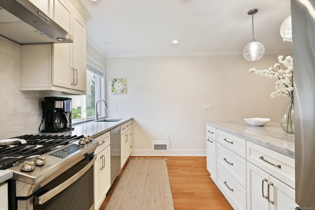 75 Cos Cob Ave Apt 9, Greenwich, CT 06807 - photo 3