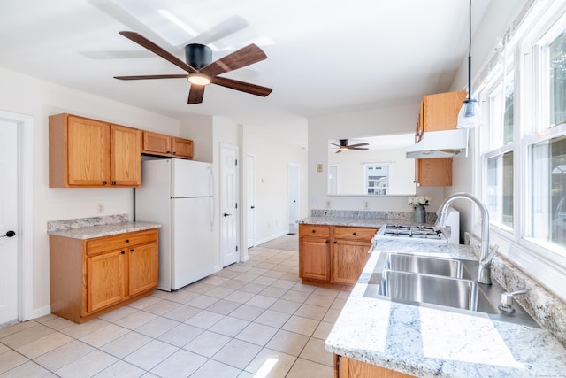 98 Cherrelyn St, Springfield, MA 01104 - photo 3