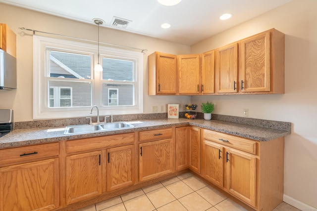 98 Cherrelyn St, Springfield, MA 01104 - photo 22