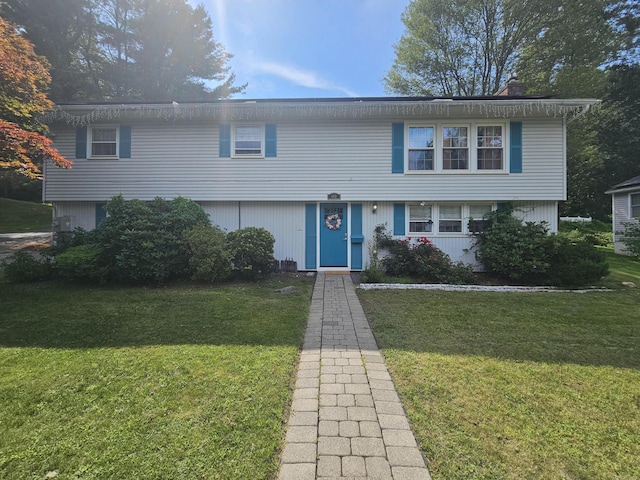343 Gaylord Dr, Waterbury, CT 06708 - photo 1