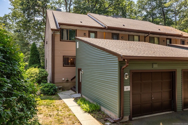 111 Wynwood Dr Unit 111, Enfield, CT 06082 - photo 2