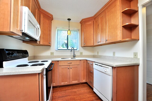 621 Heritage Vlg Unit B, Southbury, CT 06488 - photo 5