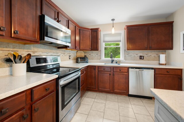 913 Vauxhall Street Ext, Waterford, CT 06375 - photo 9