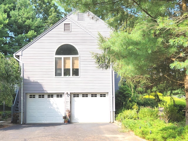 517 W Avon Rd, Avon, CT 06001 - photo 9