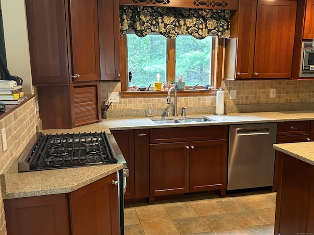 517 W Avon Rd, Avon, CT 06001 - photo 14