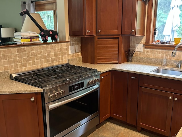 517 W Avon Rd, Avon, CT 06001 - photo 13