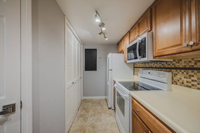300 Carriage Crossing Ln Unit 300, Middletown, CT 06457 - photo 10