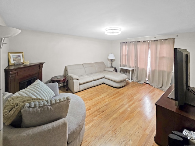 129 Trumbull Ave, Bridgeport, CT 06606 - photo 7