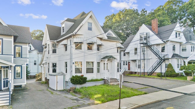 61 Holmes Ave, Waterbury, CT 06710 - photo 3