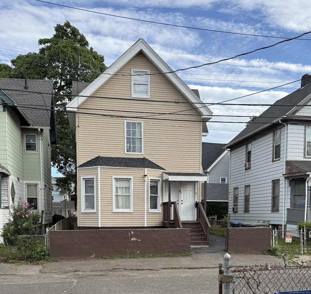 93 Clifford St, Bridgeport, CT 06607 - photo 1