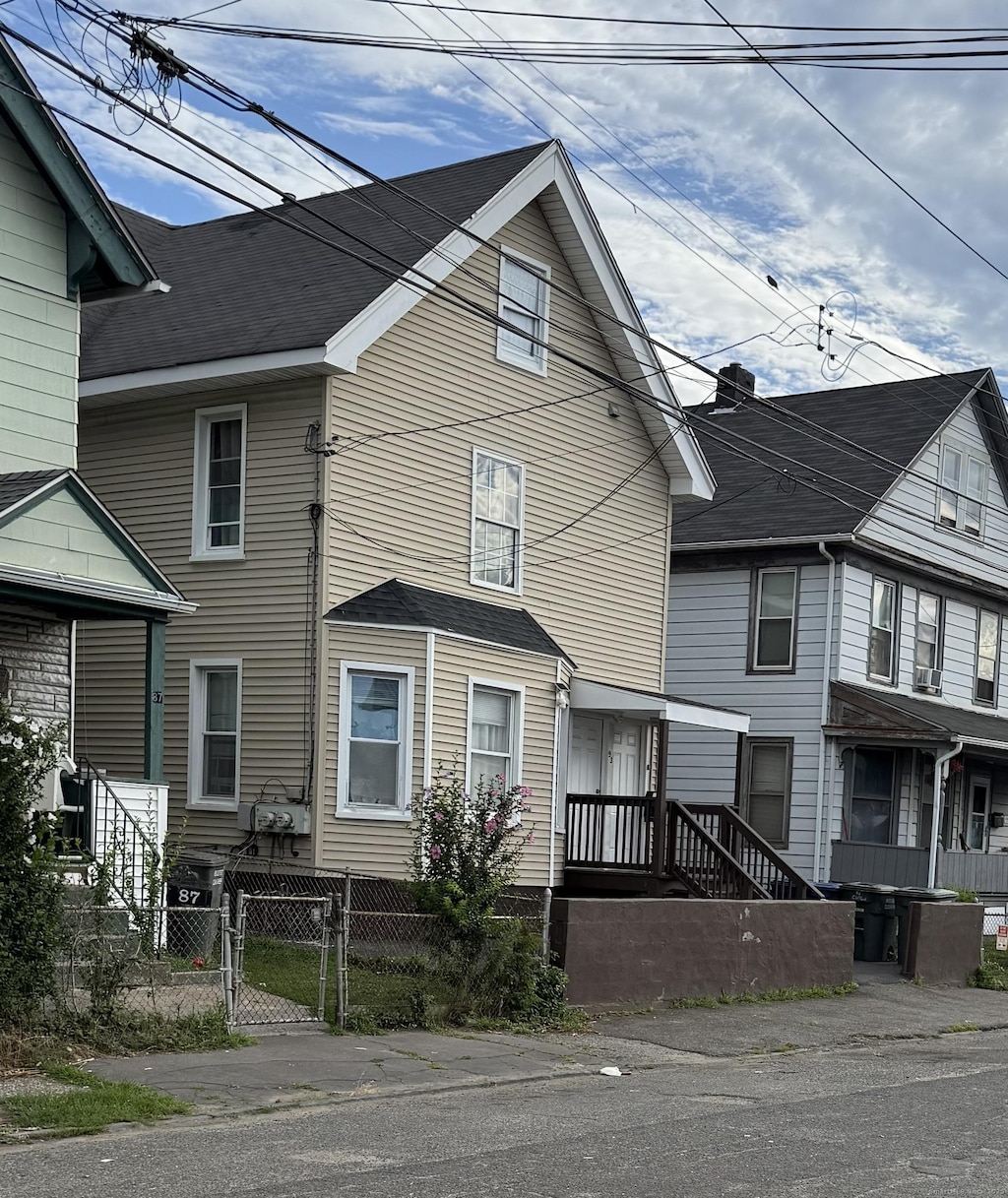 93 Clifford St, Bridgeport, CT 06607 - photo 2