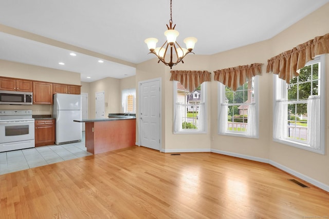 13 Skyline View Rd Unit 13, East Windsor, CT 06088 - photo 3
