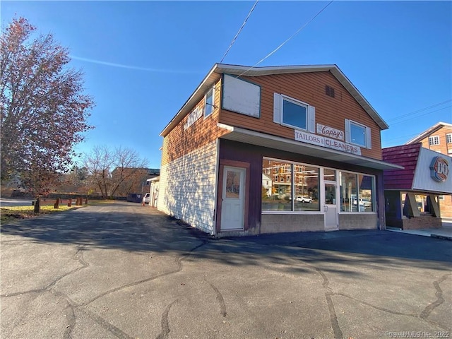 57 Main St, Winchester, CT 06098 - photo 7