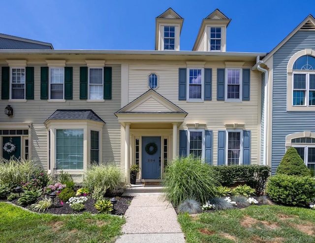 204 Cambridge Commons, Middletown, CT 06457 - photo 2