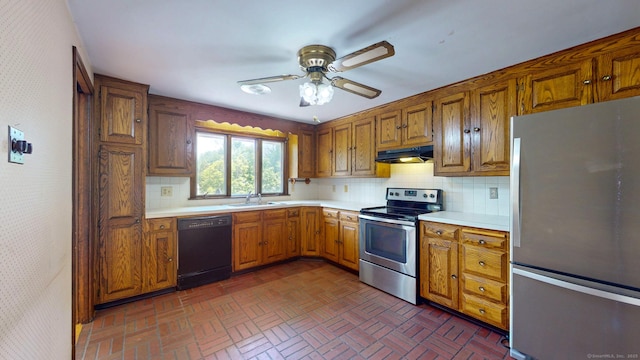 176 Cambria Ave, Newington, CT 06111 - photo 4