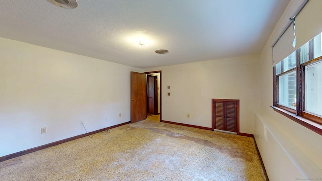 176 Cambria Ave, Newington, CT 06111 - photo 21