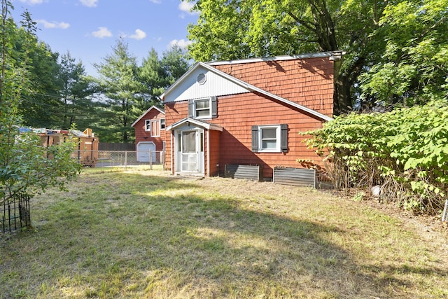 215 Maple St, East Haven, CT 06512 - photo 2