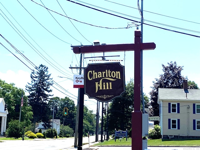 53 Charlton Hill Rd Unit 53, Hamden, CT 06518 - photo 1