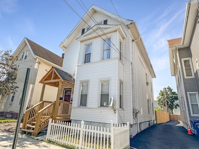 141 Wolcott St, New Haven, CT 06513 - photo 2