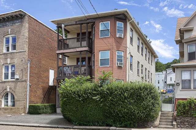 825 E Main St, Waterbury, CT 06705 - photo 3