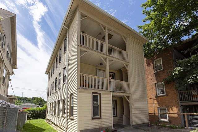 825 E Main St, Waterbury, CT 06705 - photo 15