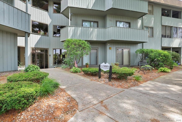 5 Hickory Hl Unit 5, Southington, CT 06489 - photo 1