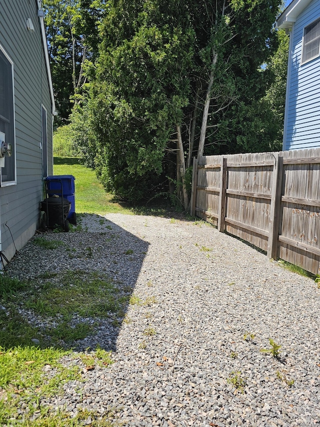 129 Oakbrook Ln, Torrington, CT 06790 - photo 30