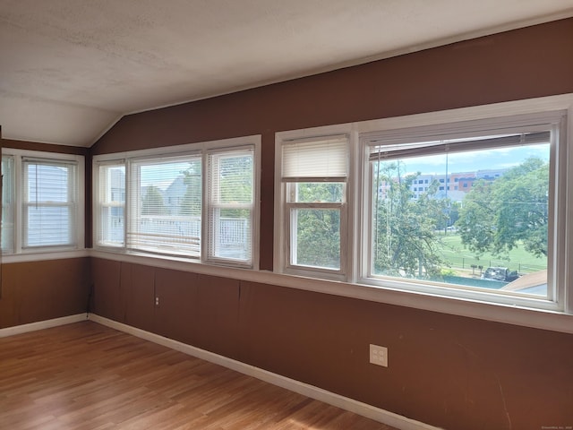 16 Carolina Rd, Stamford, CT 06902 - photo 4
