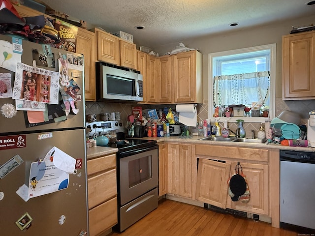 16 Brown Ave, Windsor, CT 06095 - photo 6