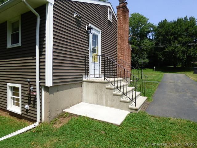 18 Crest Rd, Southington, CT 06489 - photo 12