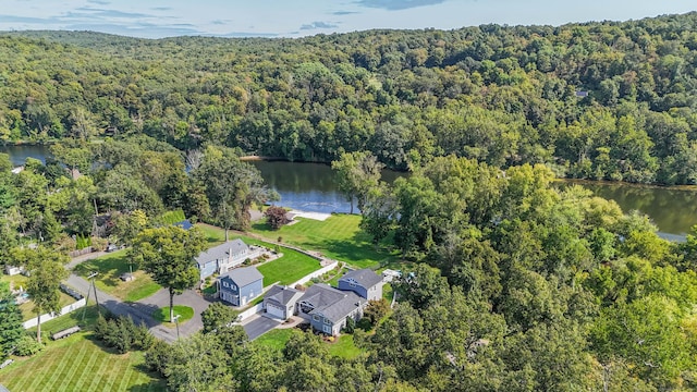 8 Mackenzie Cir, Newtown, CT 06482 - photo 2