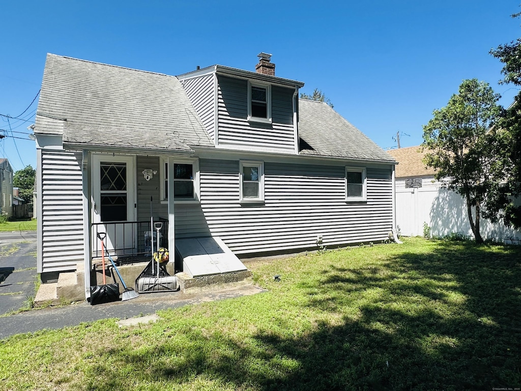 10 Kenyon Pl, East Hartford, CT 06108 - photo 2