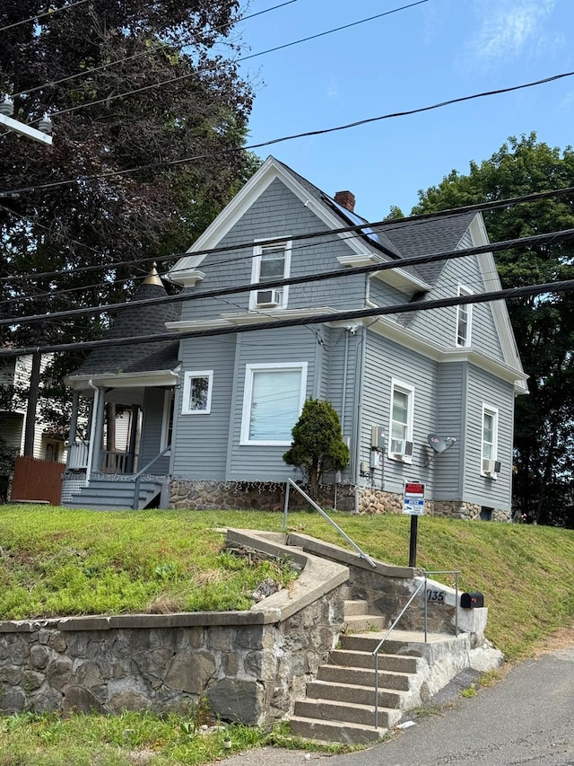 1135 Hamilton Ave, Waterbury, CT 06706 - photo 1