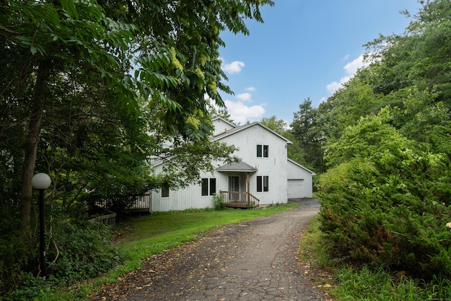 603 Lake Dr, Guilford, CT 06437 - photo 1