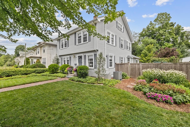 24 Auburn Rd, West Hartford, CT 06119 - photo 3