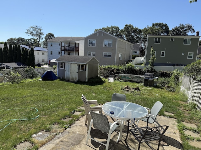 325 Goldenrod Ave, Bridgeport, CT 06606 - photo 4