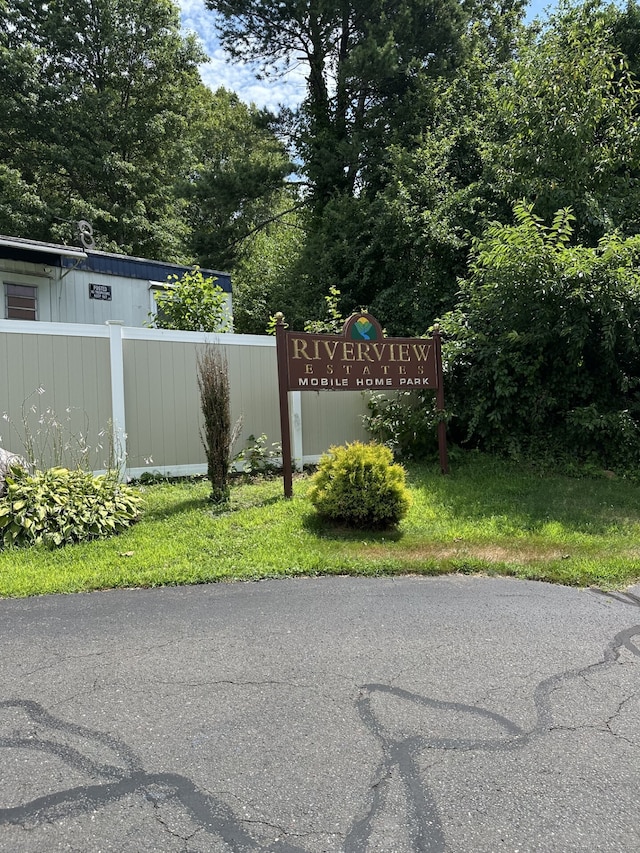 92A Thunderbird Dr, Naugatuck, CT 06770 - photo 1