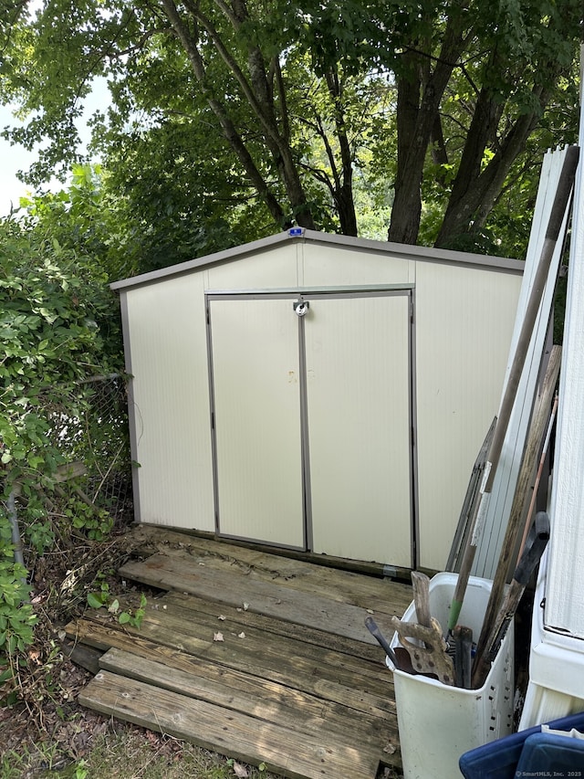 92A Thunderbird Dr, Naugatuck, CT 06770 - photo 5