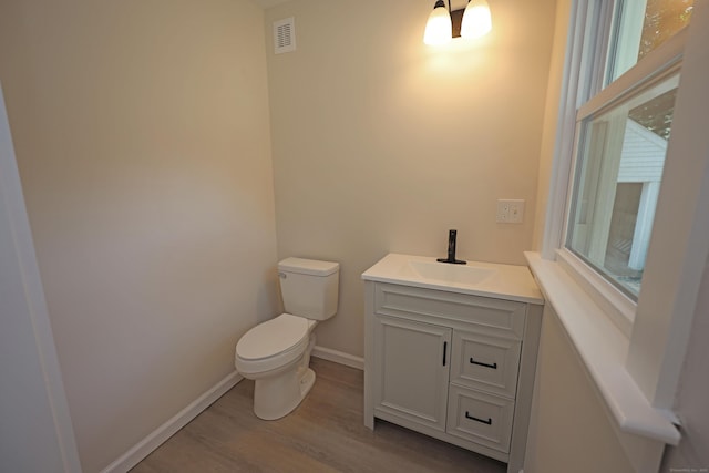 35 Buckingham Ct, Watertown, CT 06779 - photo 14