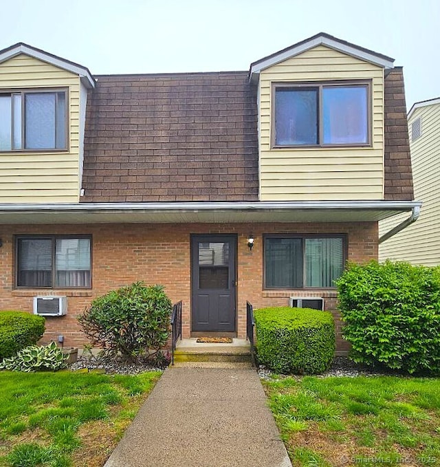 600 Clark Ave Apt 29, Bristol, CT 06010 - photo 1