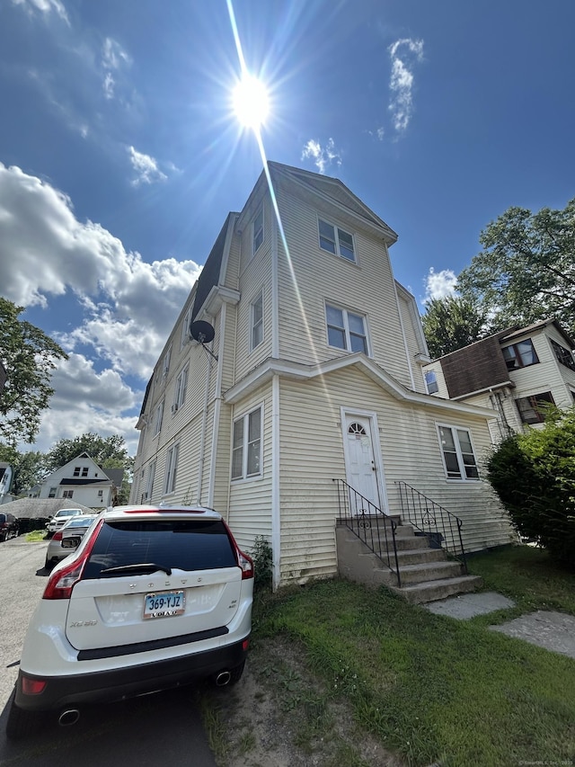 17 Rockville St, Hartford, CT 06112 - photo 5