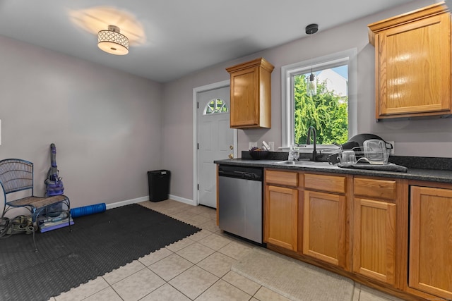 20 Lincoln Ct, New London, CT 06320 - photo 4