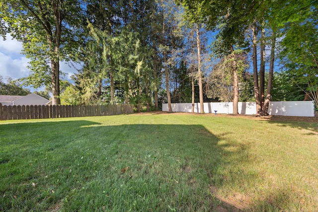 107 Longvue Dr, Wethersfield, CT 06109 - photo 21