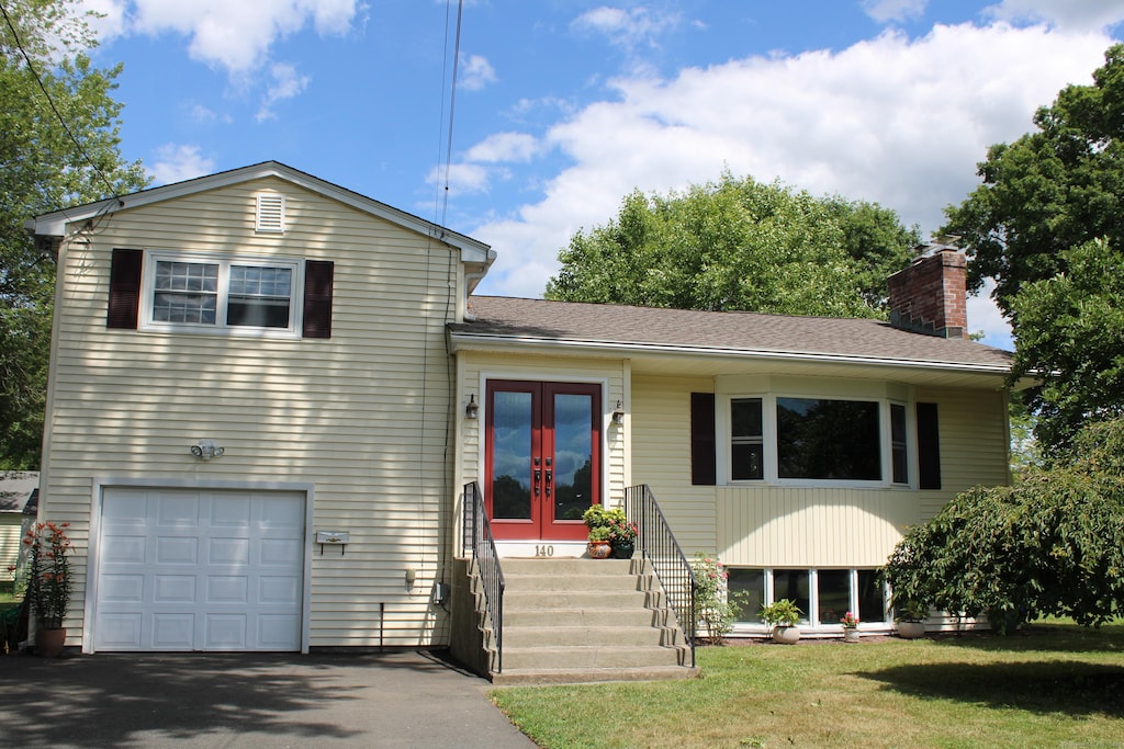 140 Linden St, Wethersfield, CT 06109 - photo 2