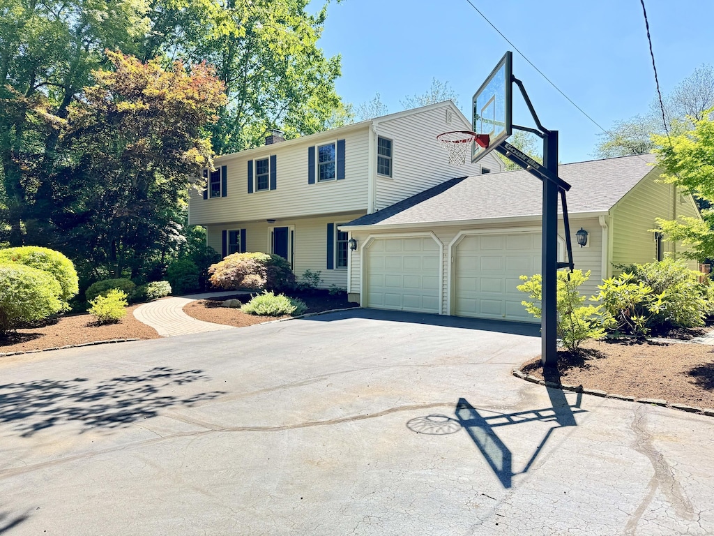 241 Hunters Trl, Madison, CT 06443 - photo 1