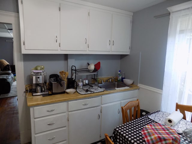 96 Kenney St, Bristol, CT 06010 - photo 2