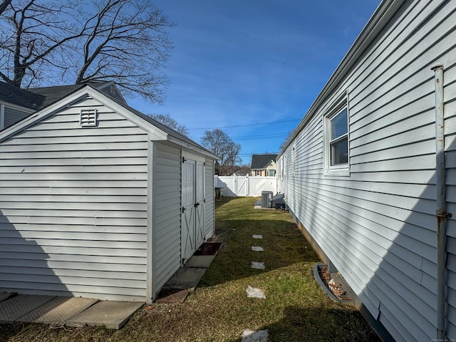 20 Lincoln Pl, West Haven, CT 06516 - photo 38